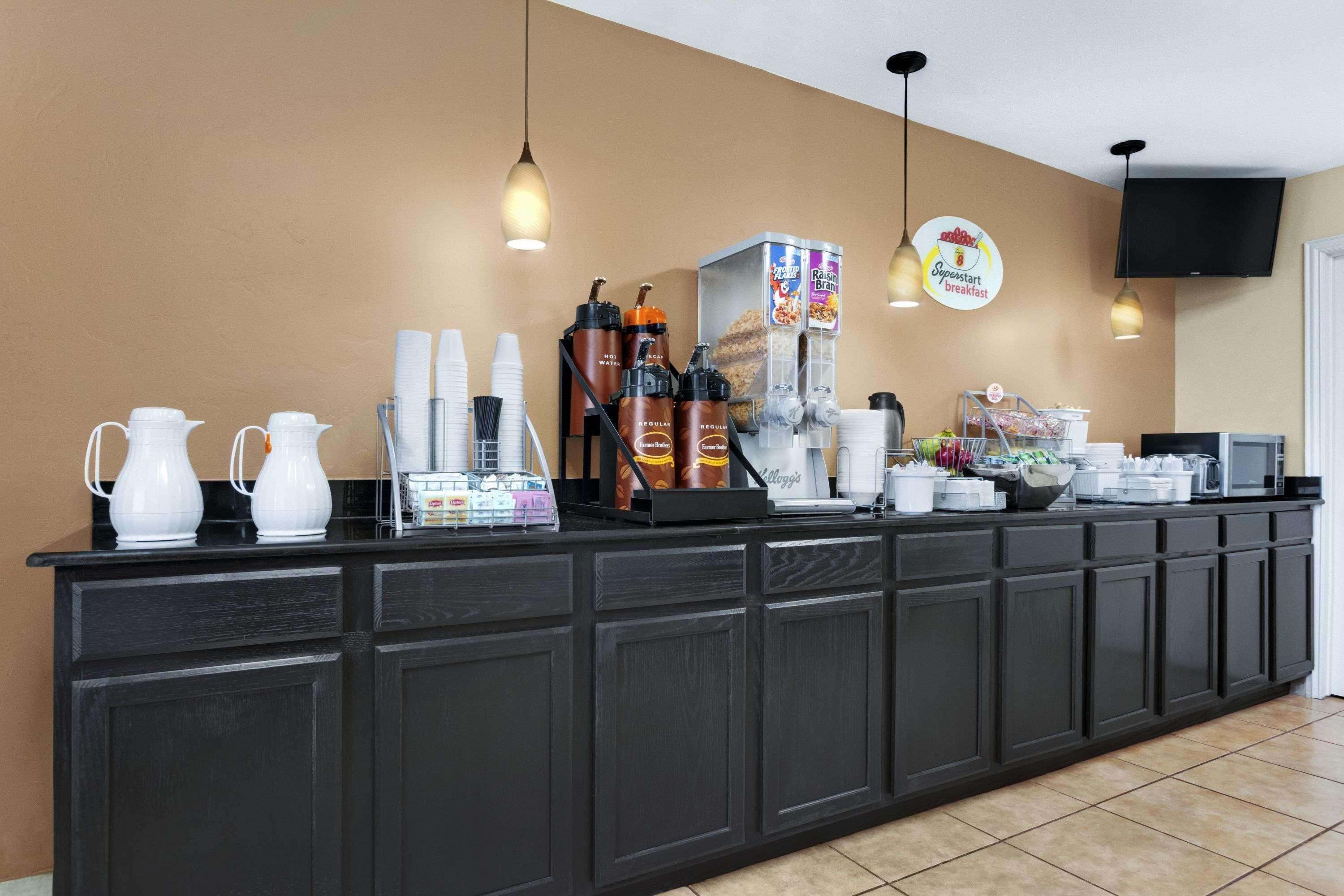 Super 8 By Wyndham Fort Worth Tx Ngoại thất bức ảnh