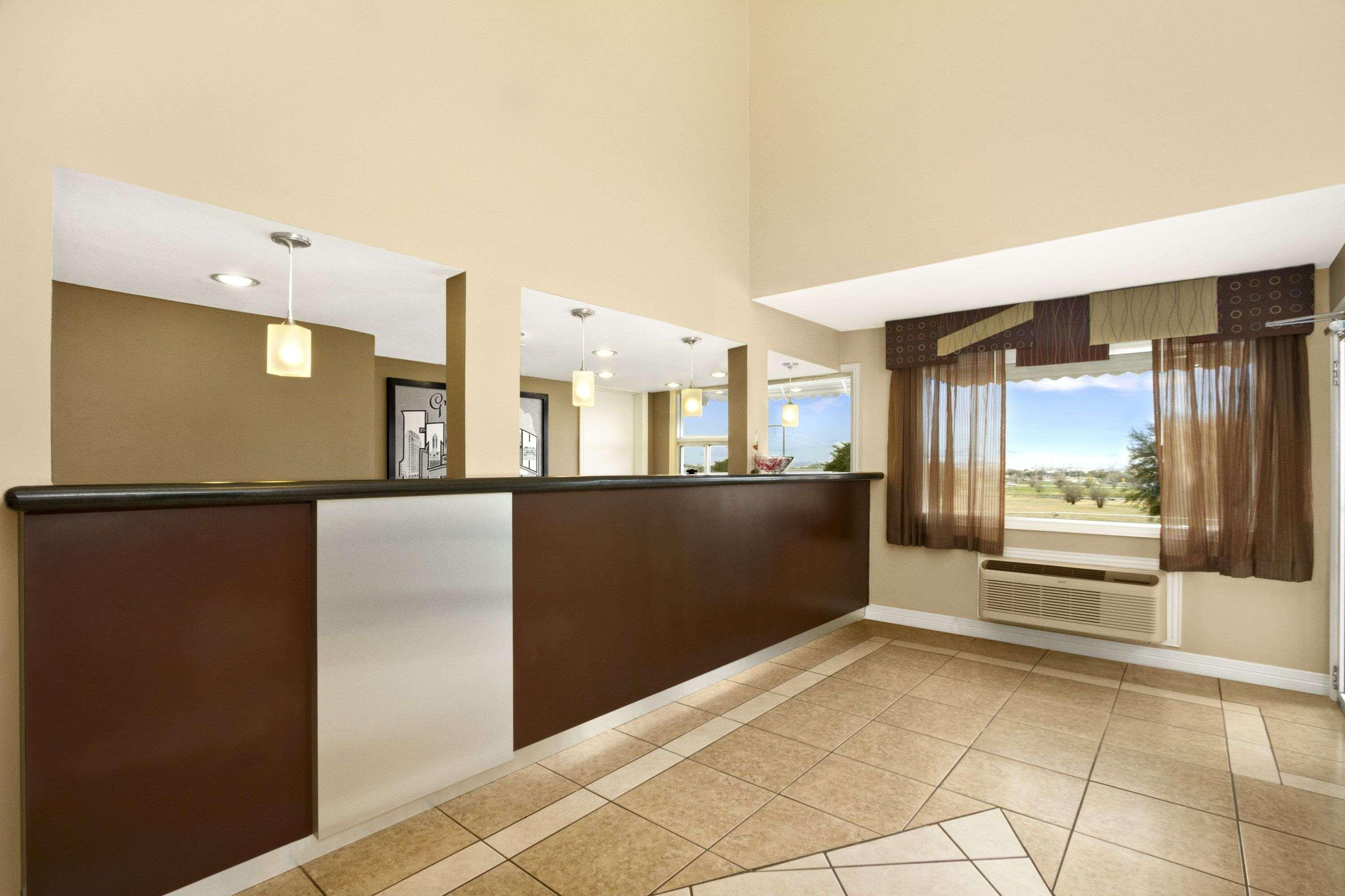 Super 8 By Wyndham Fort Worth Tx Ngoại thất bức ảnh